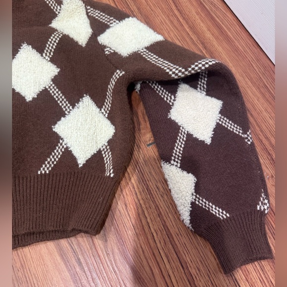 Brown and Cream Argyle Women's Sweater - Picture 4 of 7